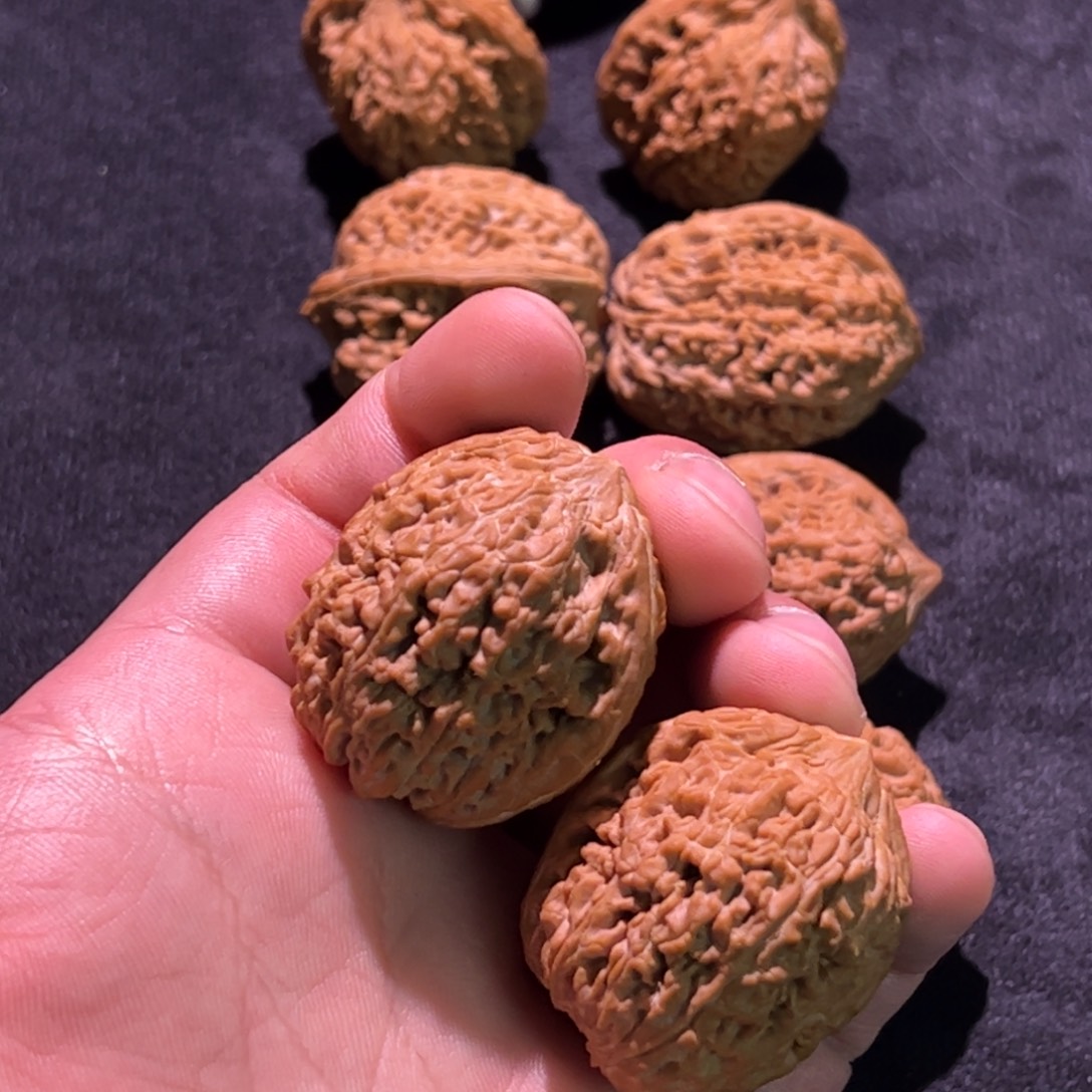 大***峰文玩核桃吊坠全品蒜头