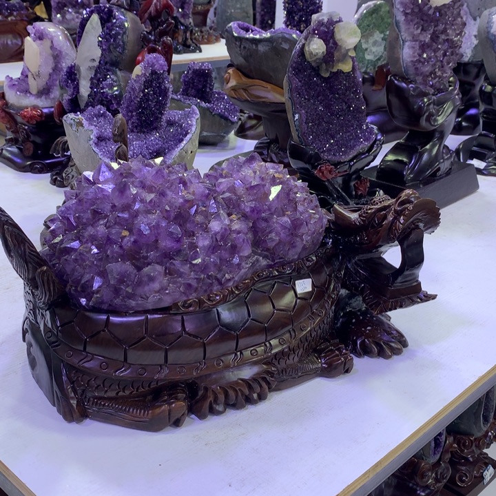 未镶嵌大型摆件（非配饰）紫晶