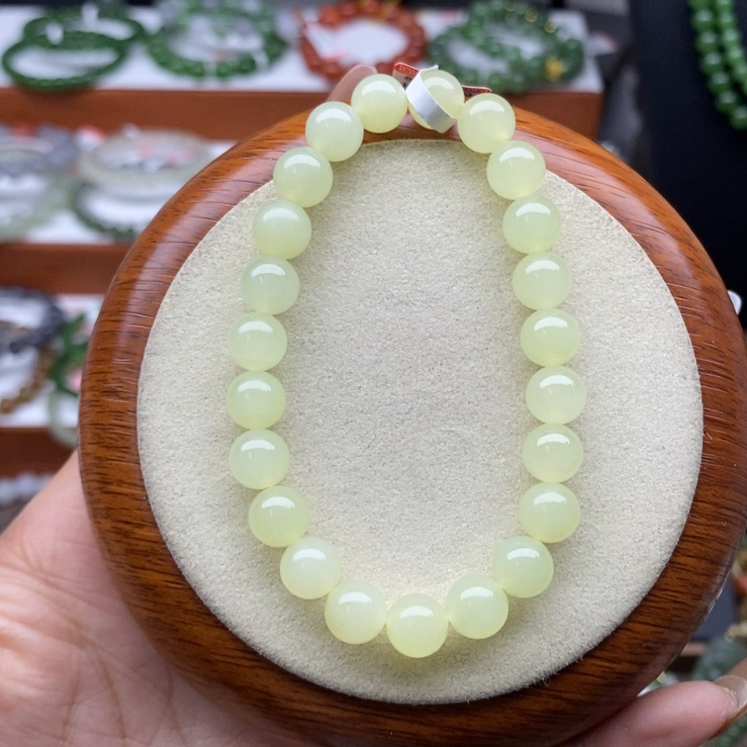 和田玉手串未镶嵌