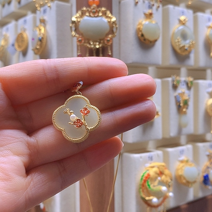 和田玉颈饰银S925镶嵌