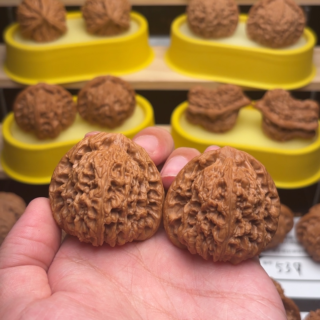 A***.文玩核桃把件44南疆石562