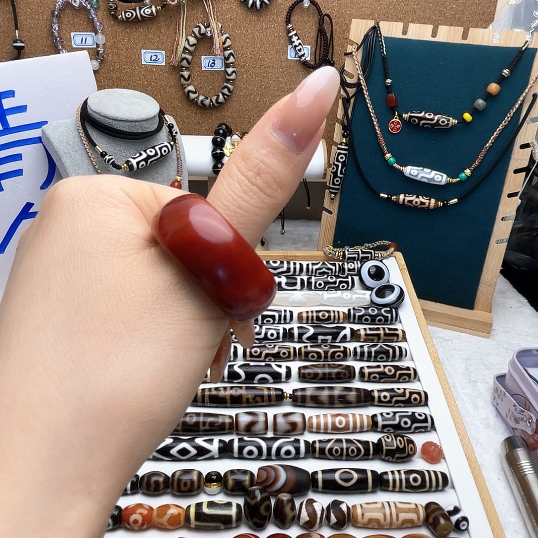 玛瑙/玉髓颈饰合金