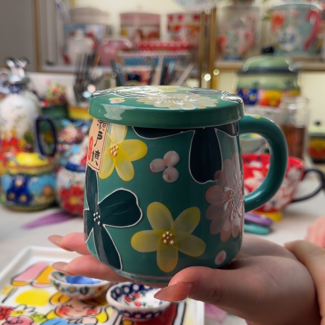 陶瓷400毫升花海带盖杯一只