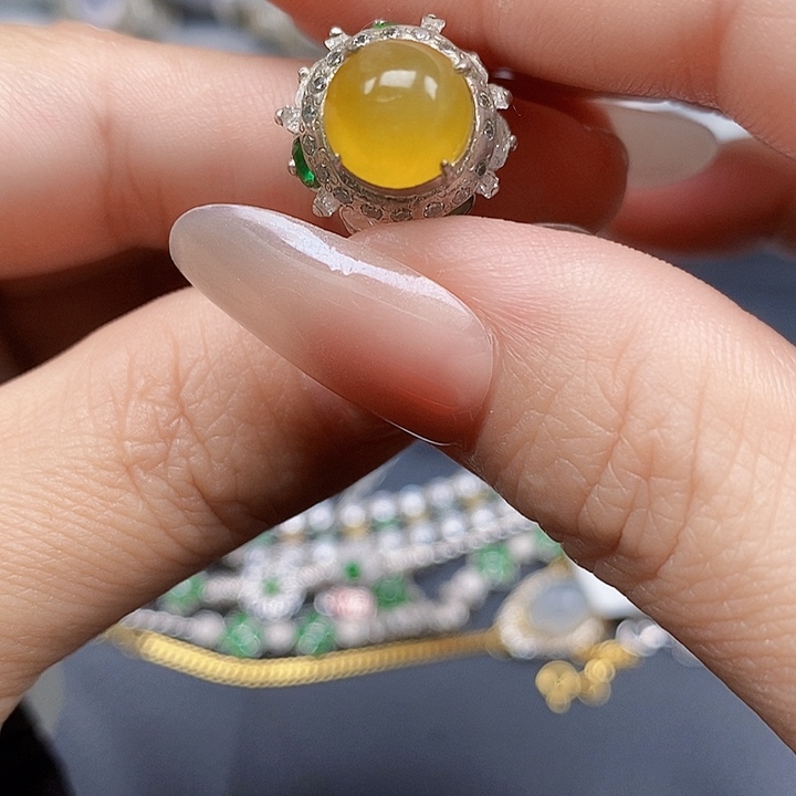 翡翠未镶嵌戒指缅甸翡翠