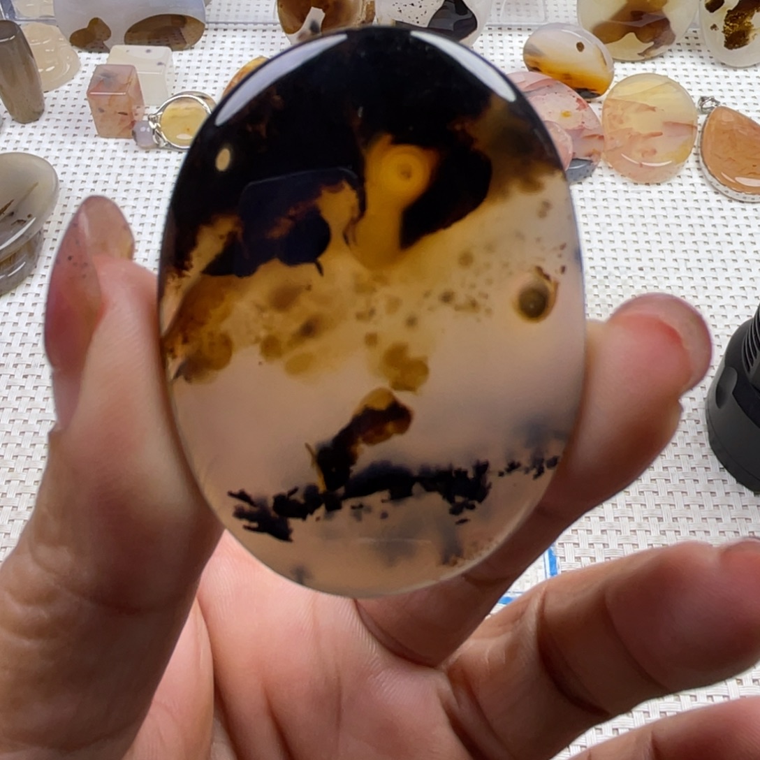 玛瑙/玉髓未镶嵌颈饰