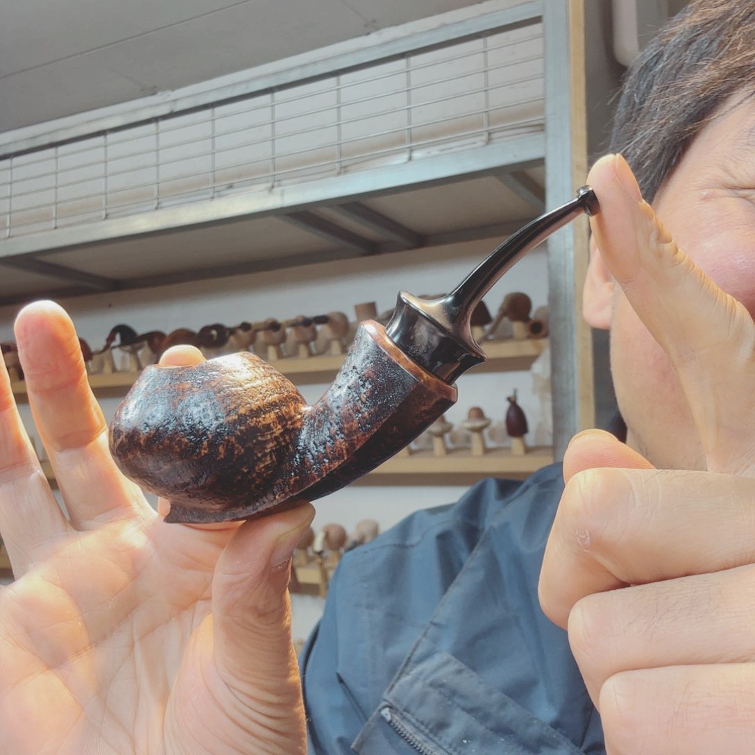 M****〽焦耀烟斗一河豚