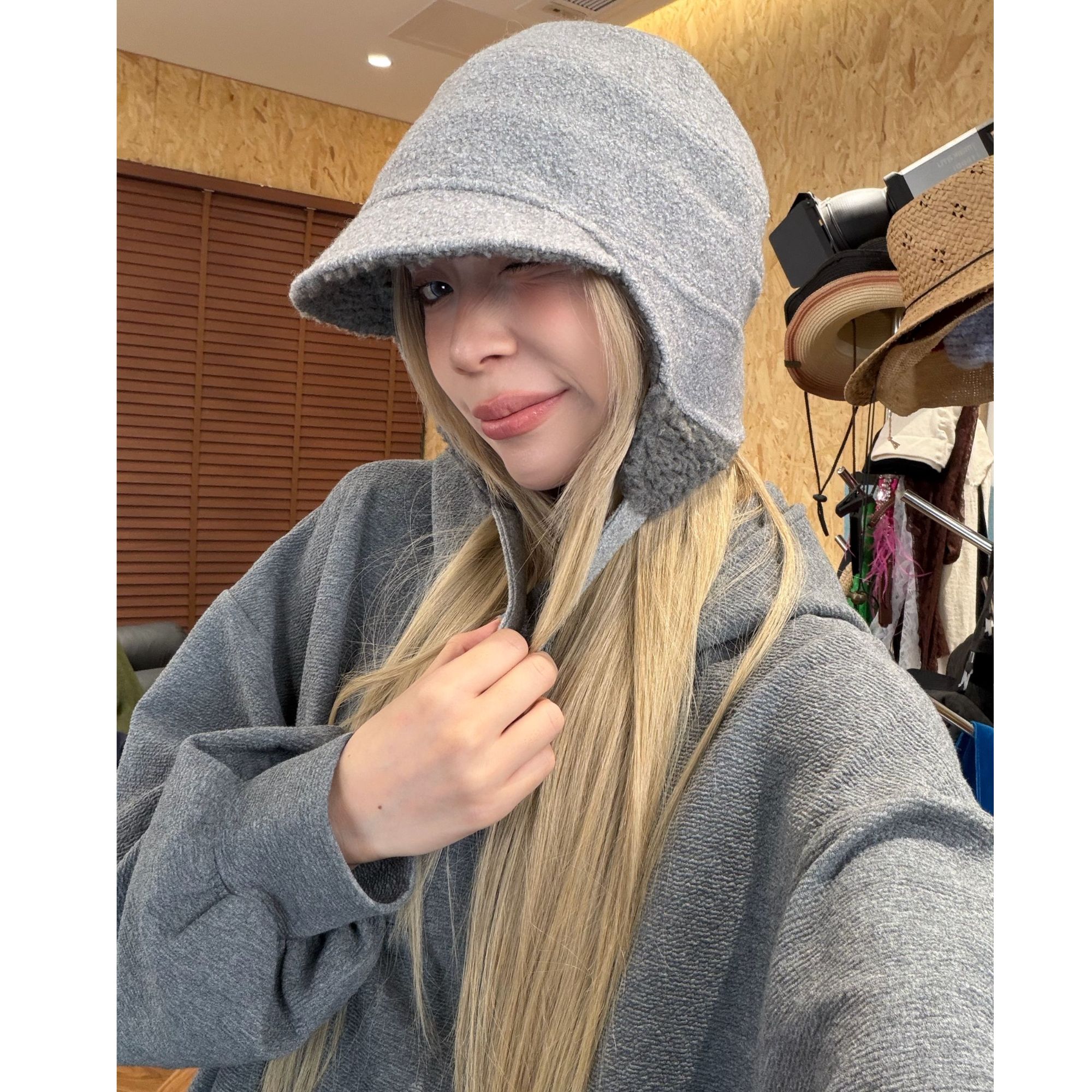 HELLOTANGO秋冬氛围感加绒保暖护耳羊毛雷锋帽