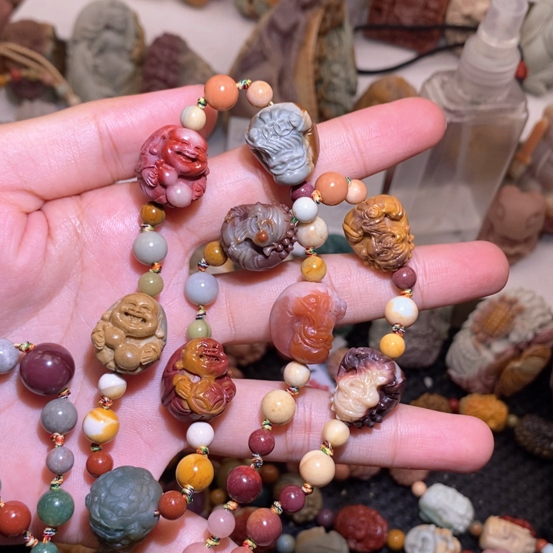 石英质玉（阿拉善玉）手串未镶嵌