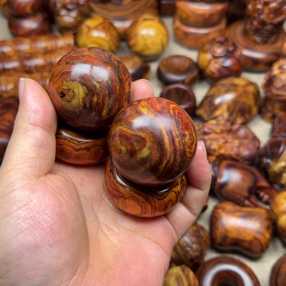 稳***，黄花梨/降香黄檀我