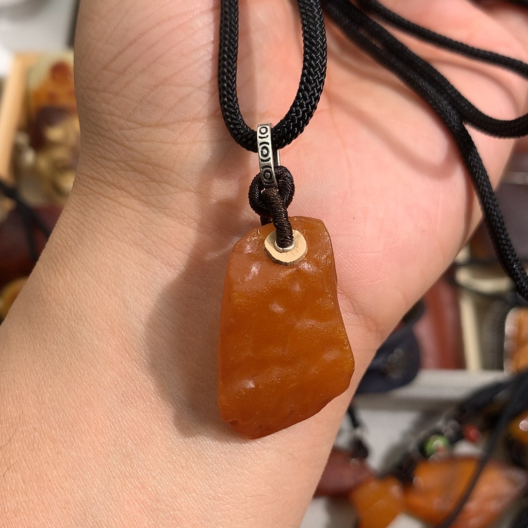 蜜蜡裸石未镶嵌我