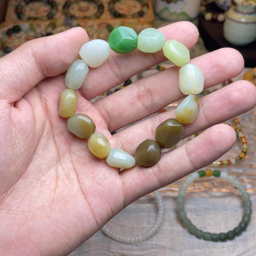 和田玉未镶嵌手链