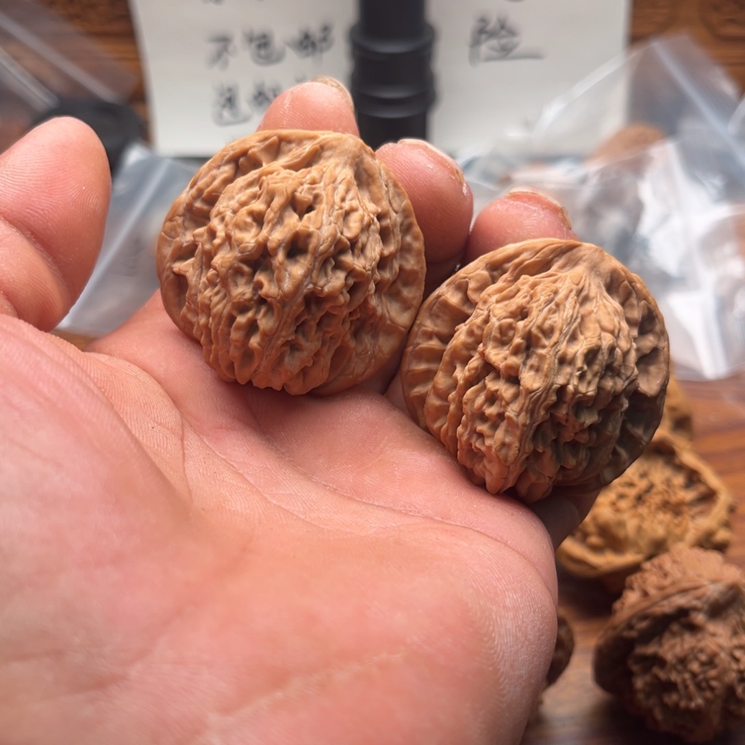 文玩核桃把件四座楼