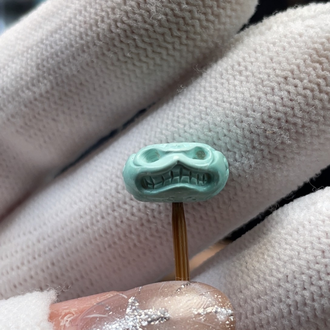 绿松石未镶嵌挂件