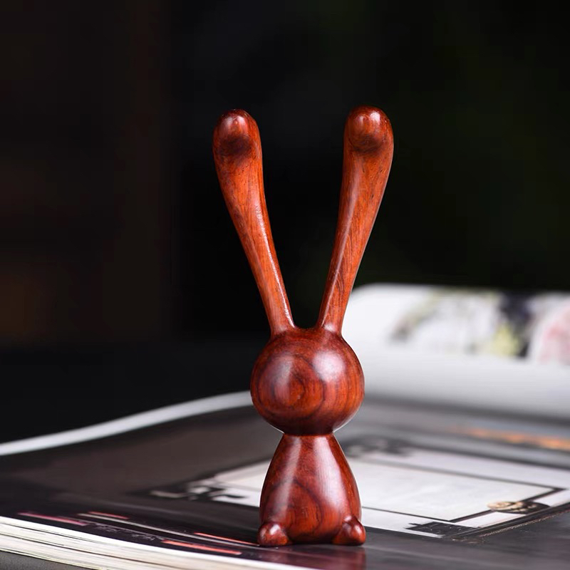 紫檀兔子按摩棒摆件