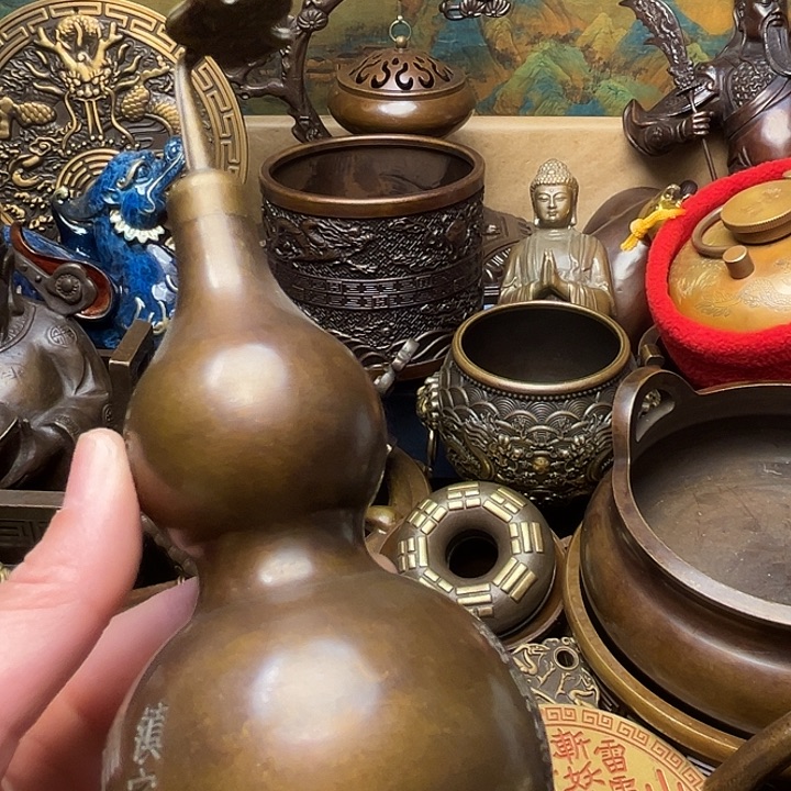 精美铜器批发档口