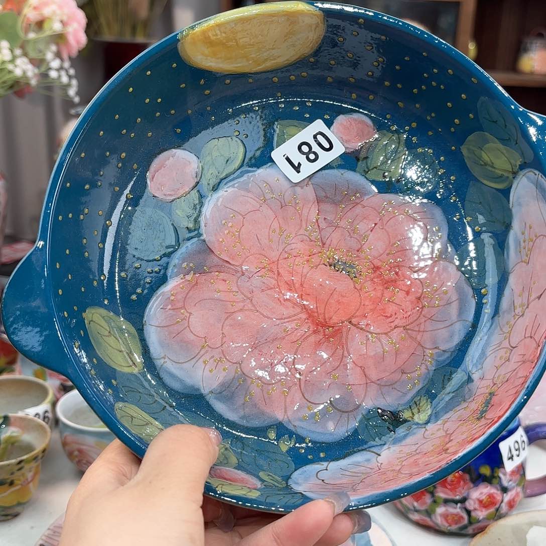 瓷片在我这点吃东西你吃