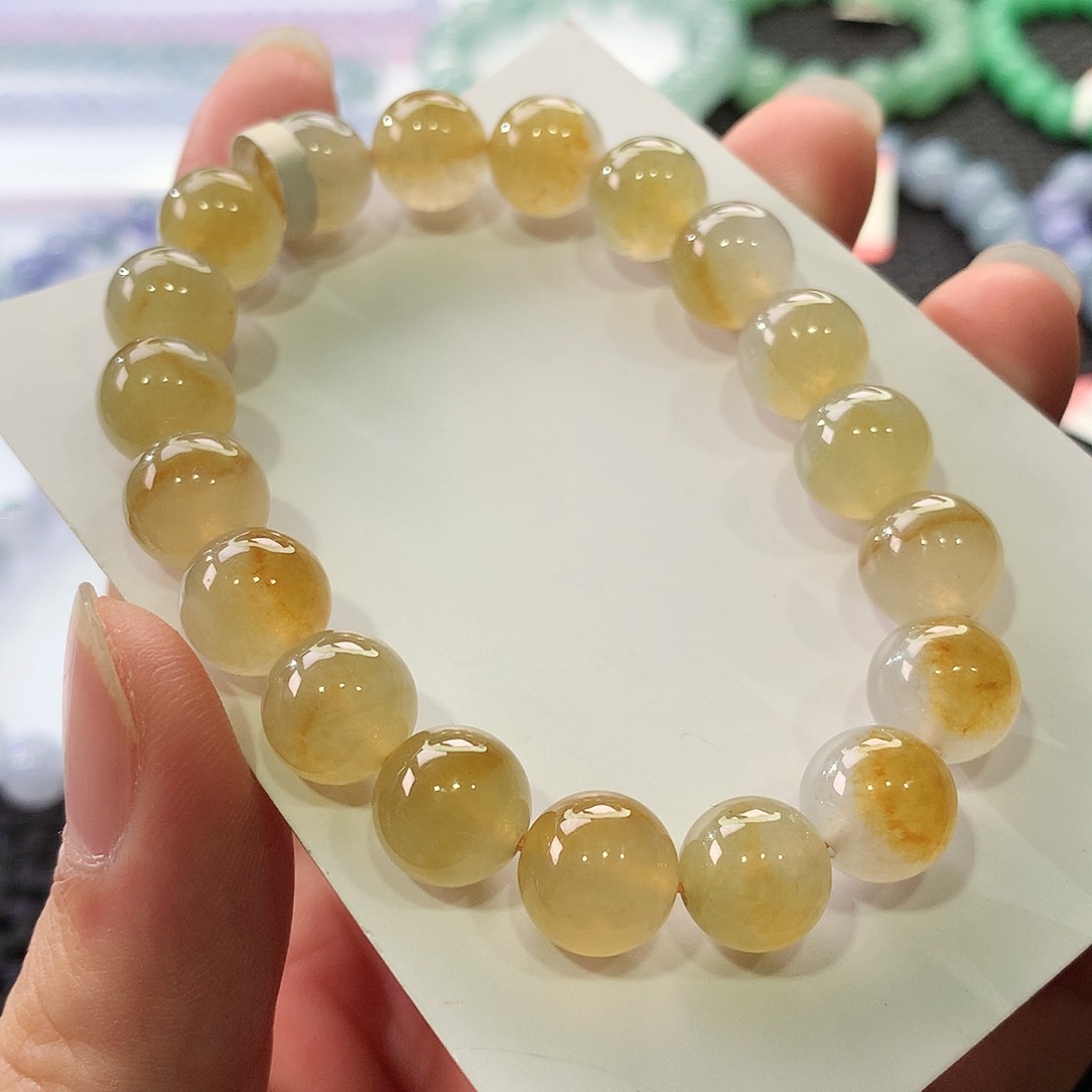 翡翠手链未镶嵌翡翠