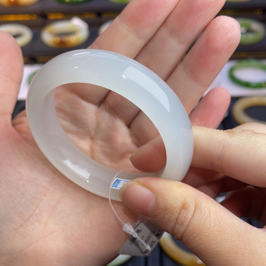 和田玉手镯未镶嵌高冰白猫手镯5253