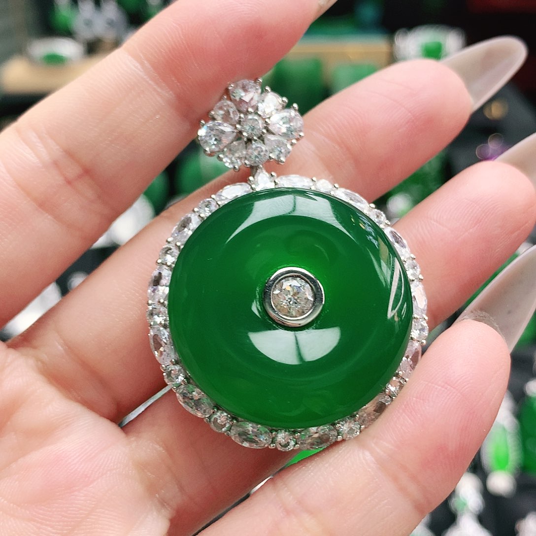 玛瑙/玉髓银S925镶嵌吊坠