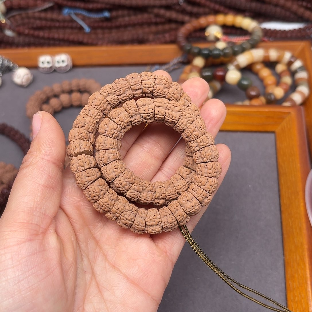 金刚菩提吊坠梅花大肠