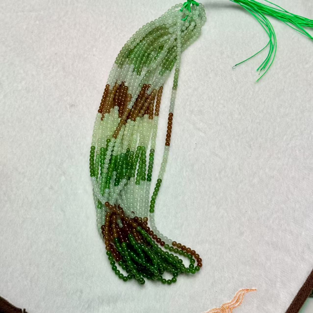 ZBG1355和田玉多宝半成长链(天然珠宝多样性发其一）