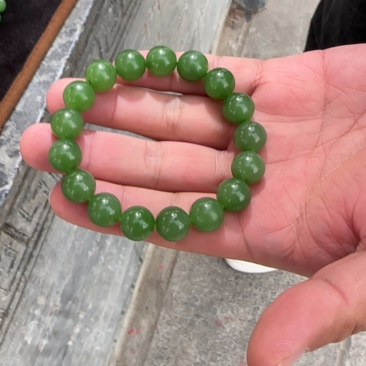和田玉未镶嵌手链俄碧纯天然果阳绿卡12