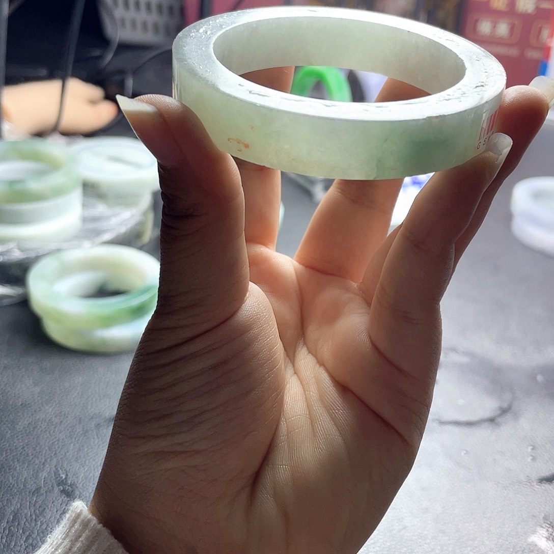 辰***贝定制翡翠未镶嵌缅A翡翠多样性发一翡翠
