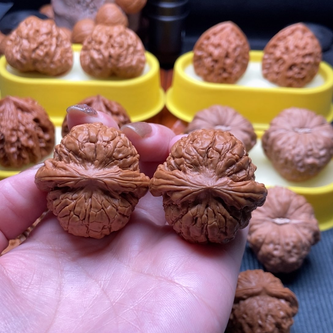 文玩核桃把件阿*力全品甲骨文