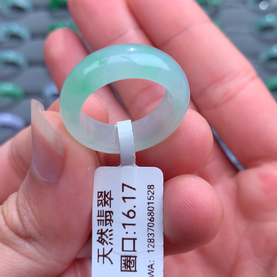 翡翠戒指未镶嵌天然