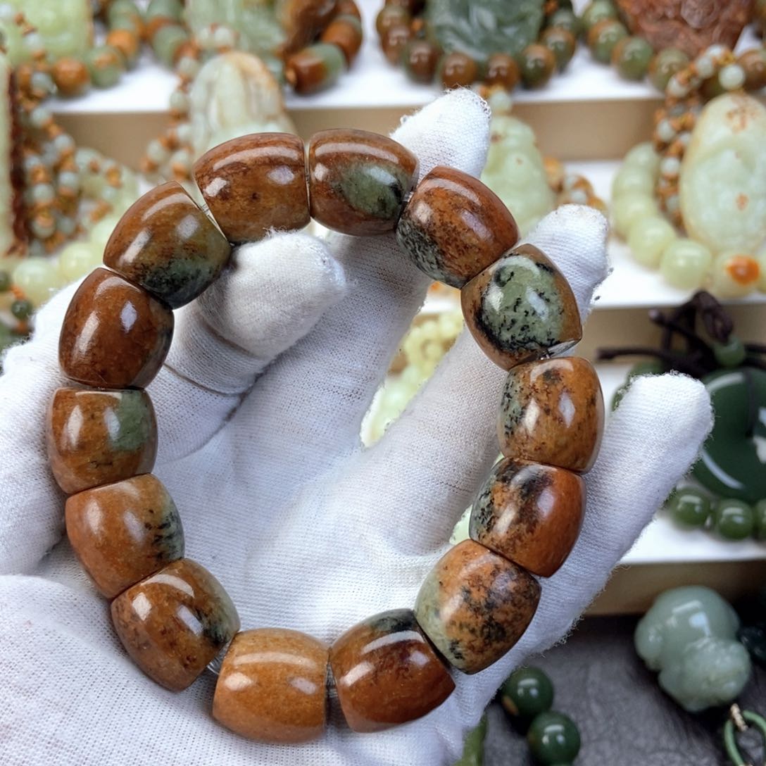 透闪石质玉手串未镶嵌