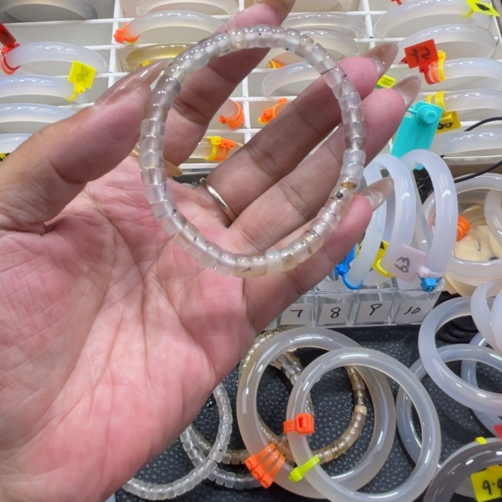 玛瑙/玉髓未镶嵌手镯