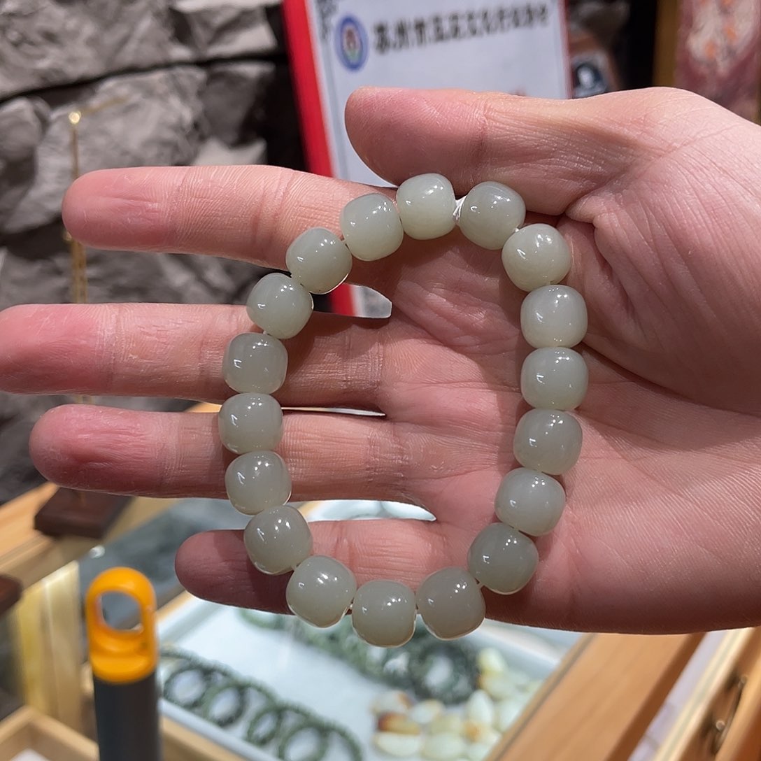 和田玉手串未镶嵌