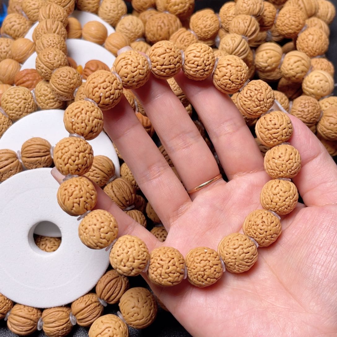 桃核手串东*金刚手串