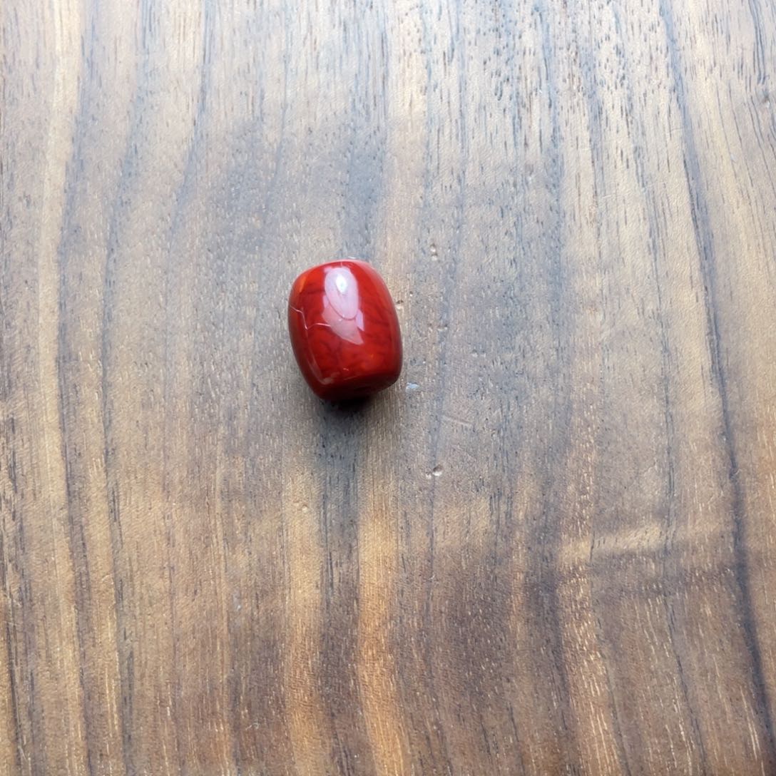 南红玛瑙牛血满肉皮皮纹13.2mm未镶嵌