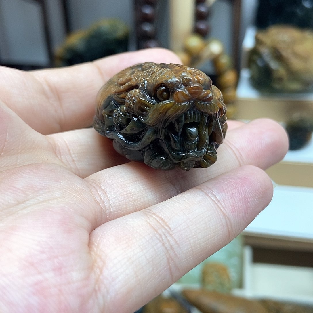 岫岩河磨玉（透闪石质玉）挂件未镶嵌刹*