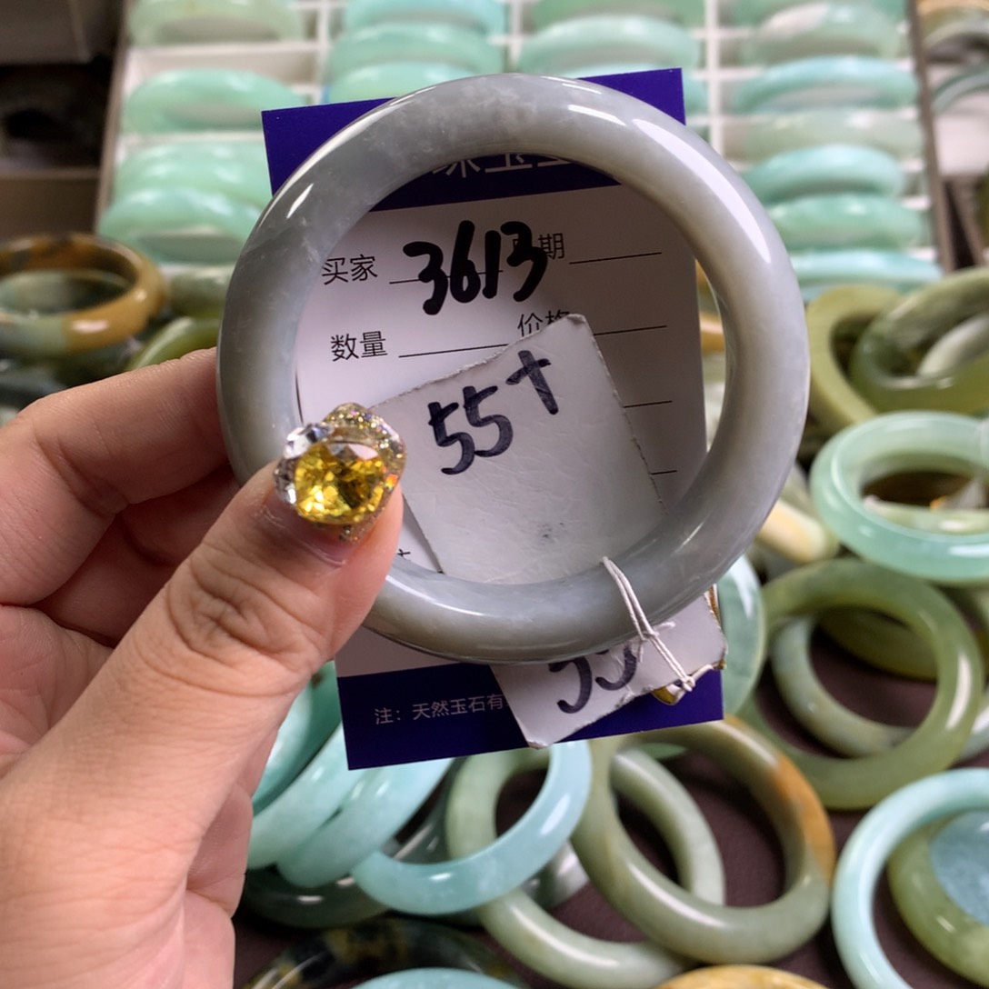 蛇纹石玉手镯未镶嵌3613
