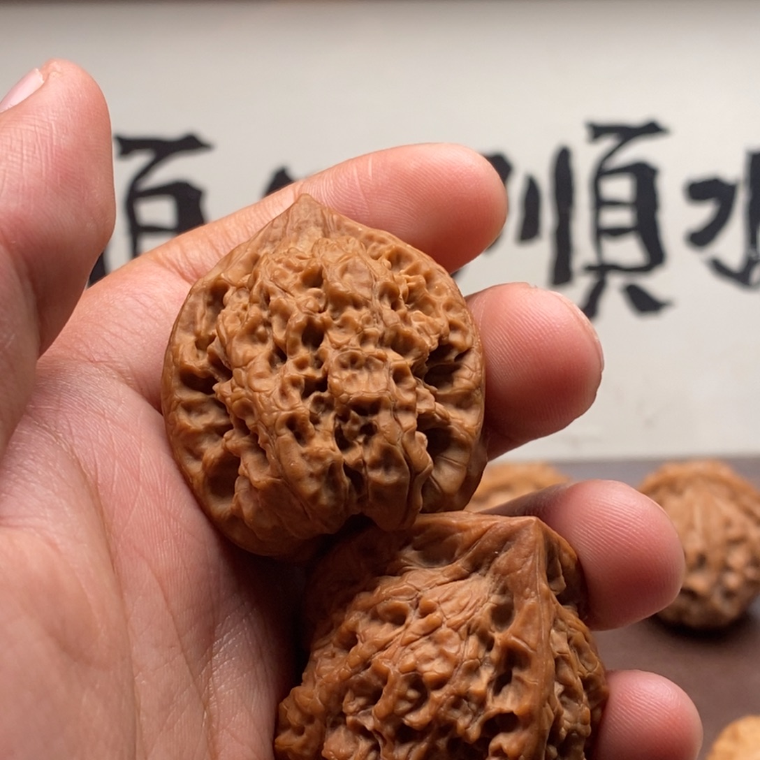 我***缘文玩核桃吊坠全品官帽三棱