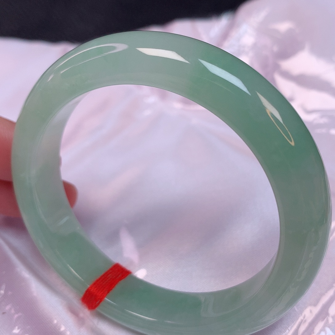 翡翠手镯未镶嵌53+ 翡翠手镯