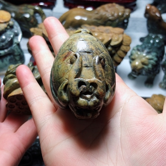 岫岩河磨玉（透闪石质玉）把件未镶嵌