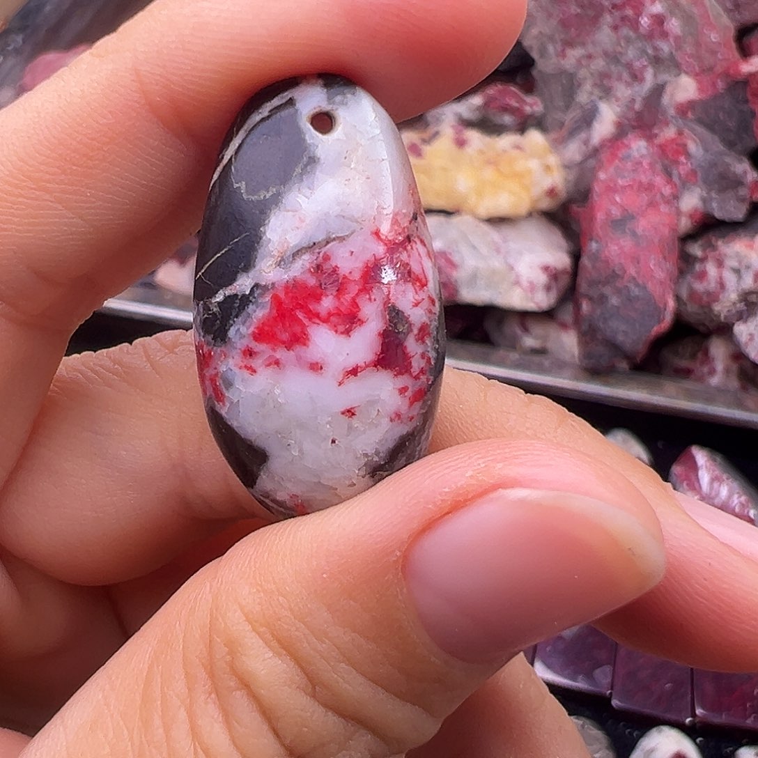 清***影天然辰砂天然原矿朱砂