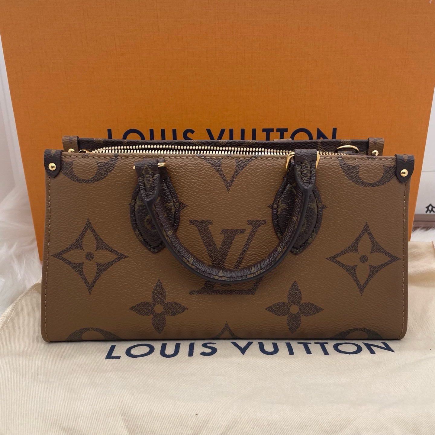 未使用 LouisVuitton/路易威登 Onthego 横版  006265