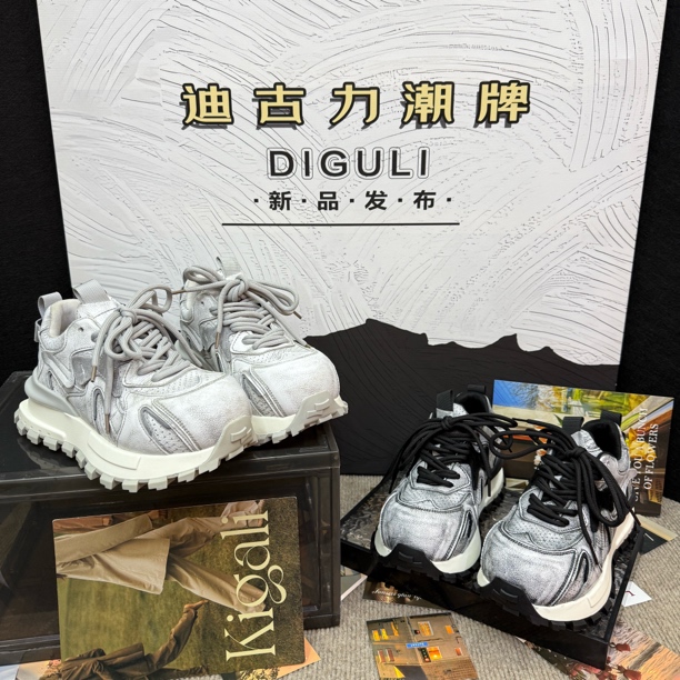 【迪古力】欧洲站厚底老爹鞋女2025新款增高复古擦色休闲阿甘鞋码