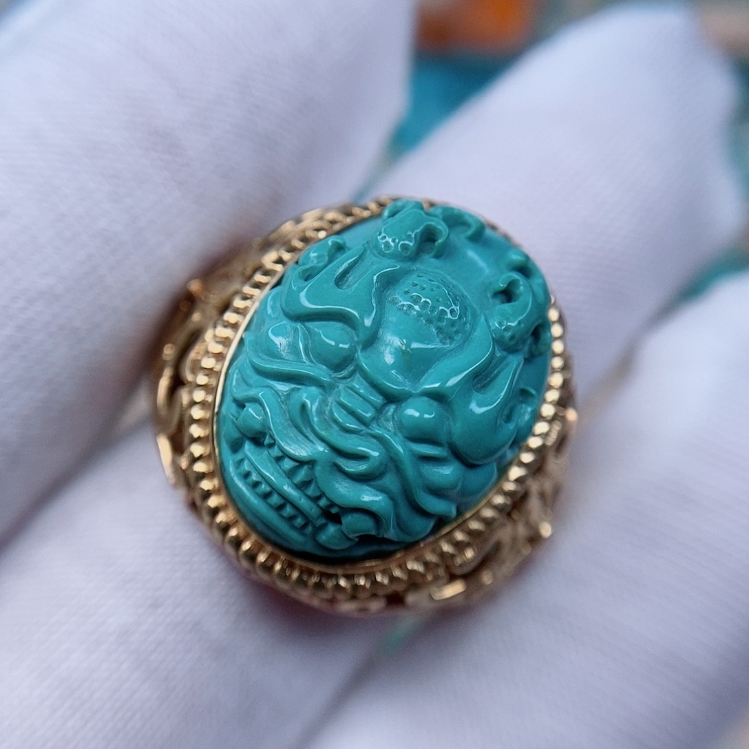 绿松石戒指18K金镶嵌