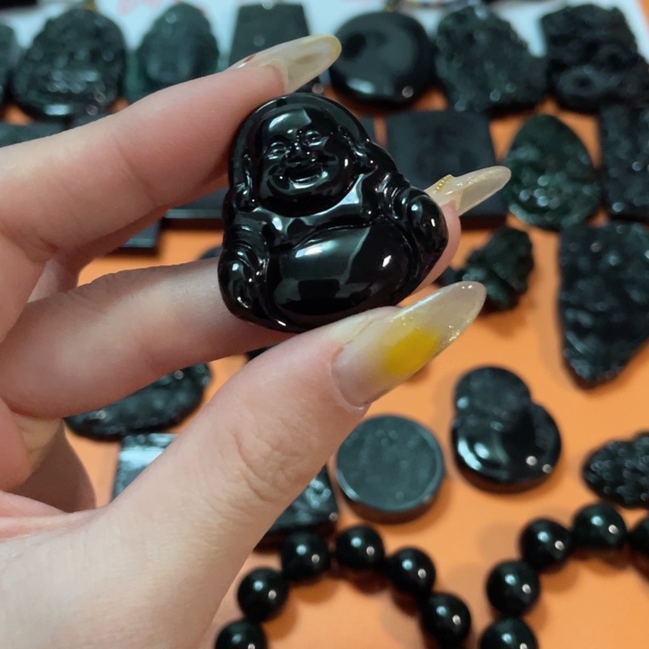 翡翠颈饰未镶嵌未*晴