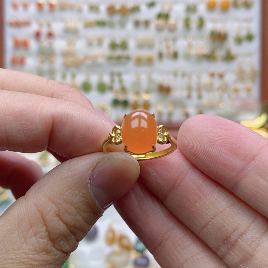 芊***指南红玛瑙银S925镶嵌戒指