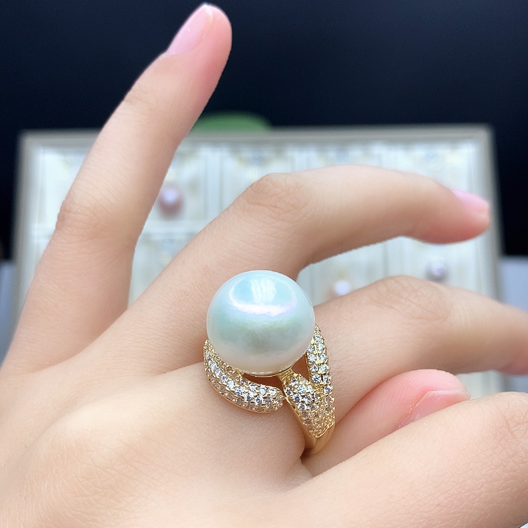 淡水珍珠颈饰合金