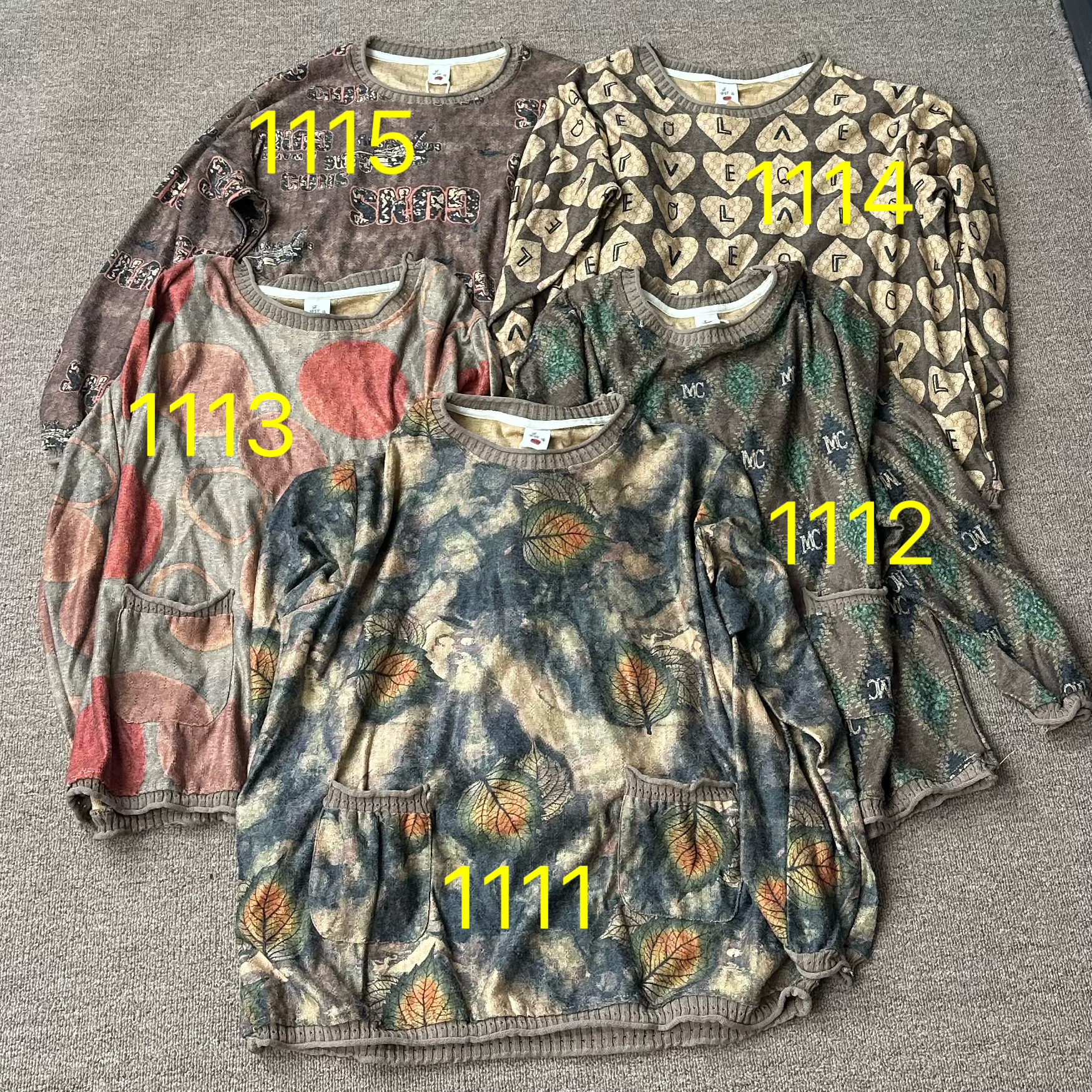 PU11宽松休闲百搭花版口袋针织衫