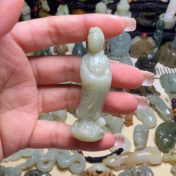 和田玉（糖玉）未镶嵌颈饰