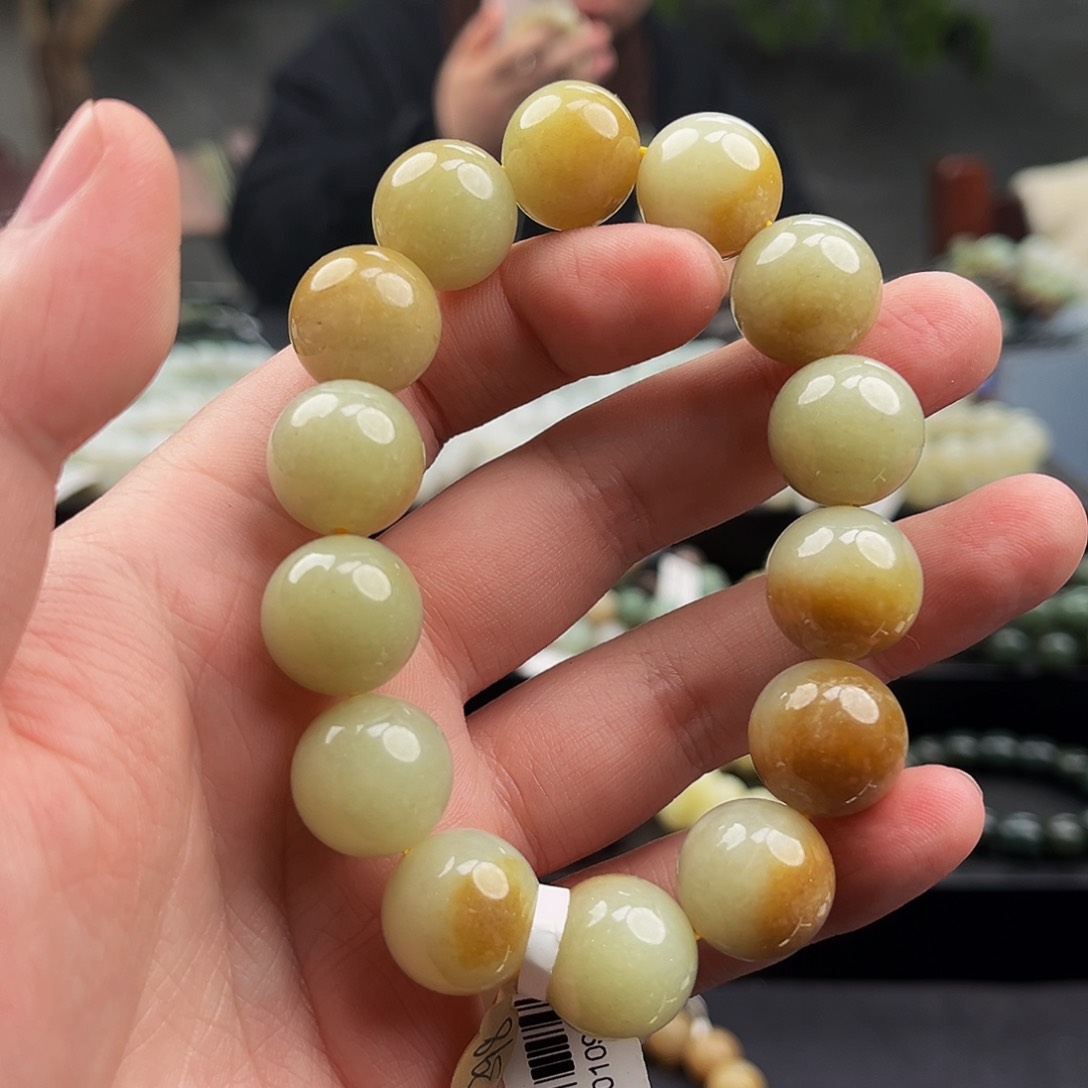 和田玉手串未镶嵌