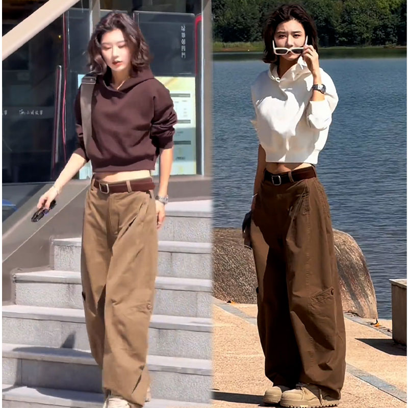 2025秋季新款设计感显瘦百搭长袖连帽短款卫衣女休闲阔腿裤两件套